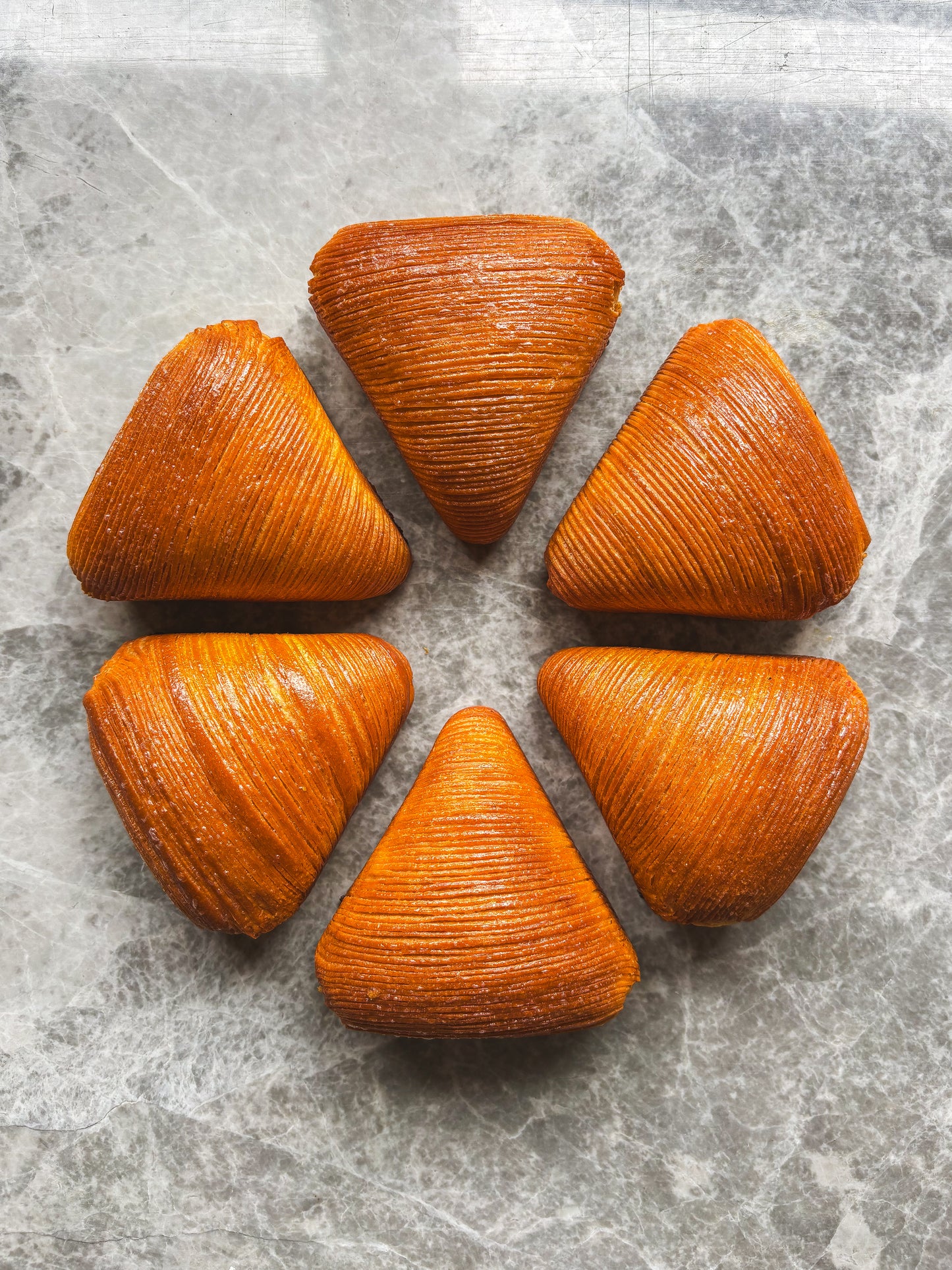 Chaussons aux pommes (Vanilla Apple Turnovers)